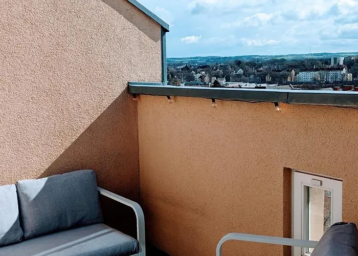 Rooftop Art Apartment, E-Roller,Ausblick,Wlan,Tv