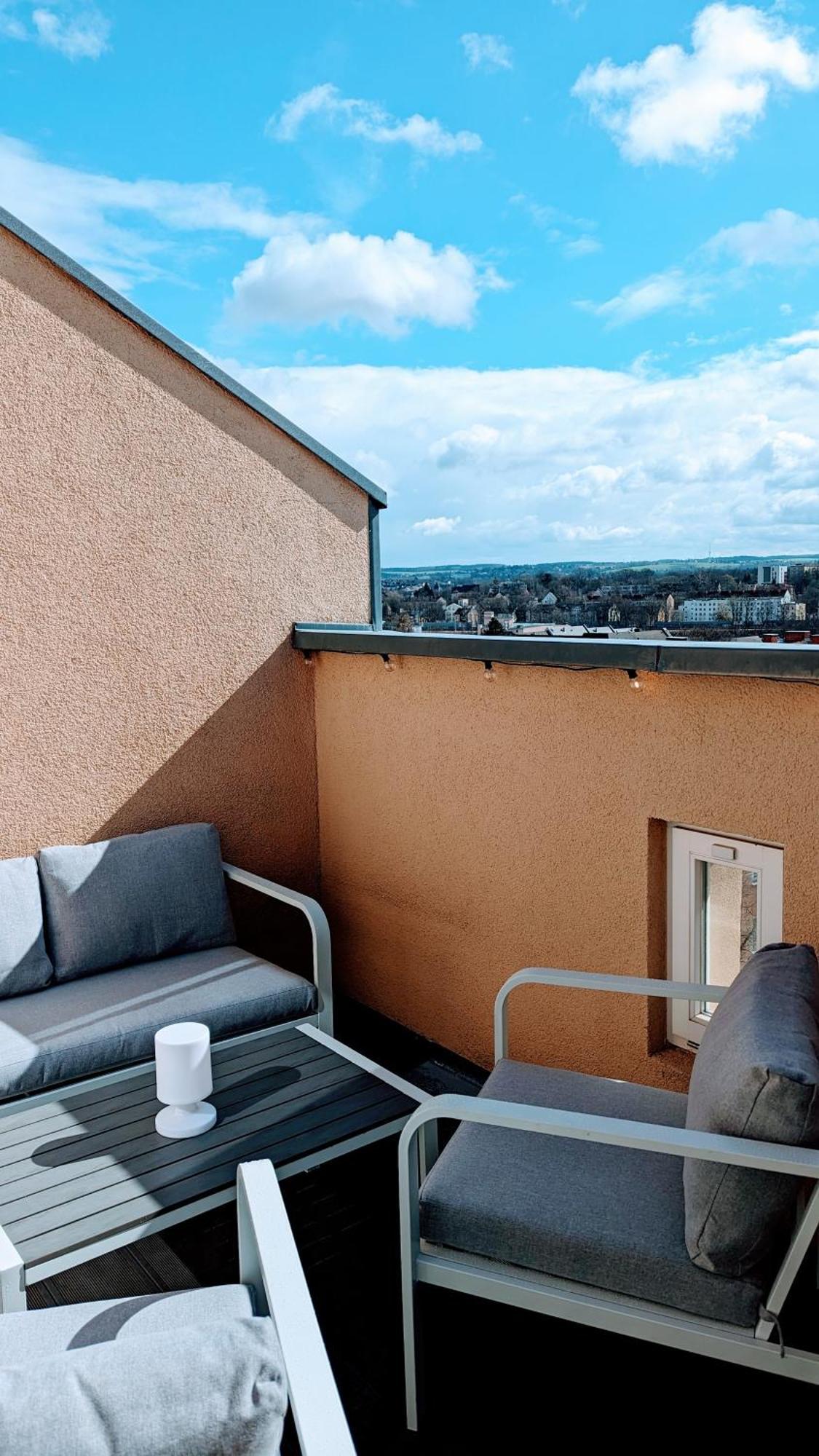Rooftop Art Apartment, E-roller,ausblick,wlan,tv * Chemnitz