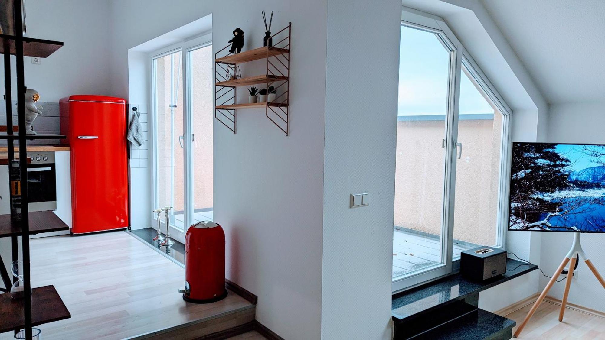 Rooftop Art Apartment, E-roller,ausblick,wlan,tv Apartment *